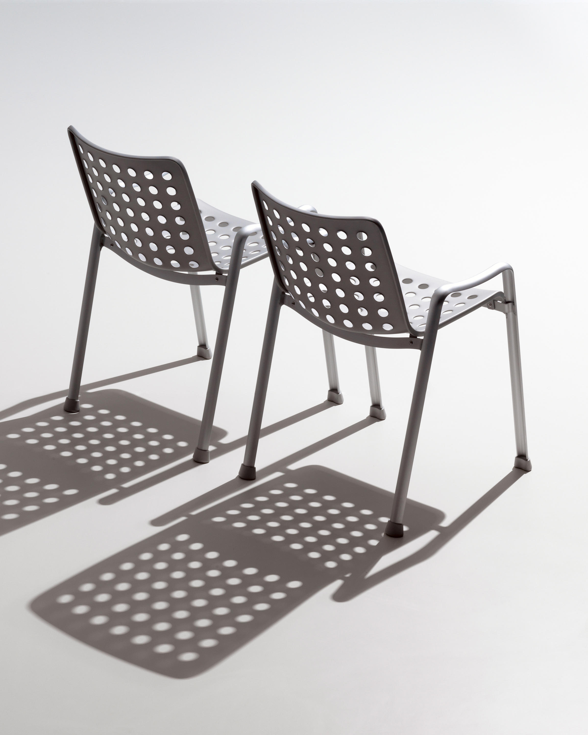 乐竞平台 - 坐具|餐椅|办公家具|设计师家具|兰迪户外餐椅